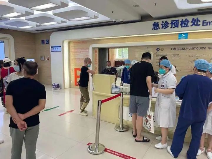 一声巨响!杭州一电动自行车骑行中瞬间爆出大火球休闲区蓝鸢梦想 - Www.slyday.coM 一声巨响!杭州一电动自行车骑行中瞬间爆出大火球休闲区蓝鸢梦想 - Www.slyday.coM