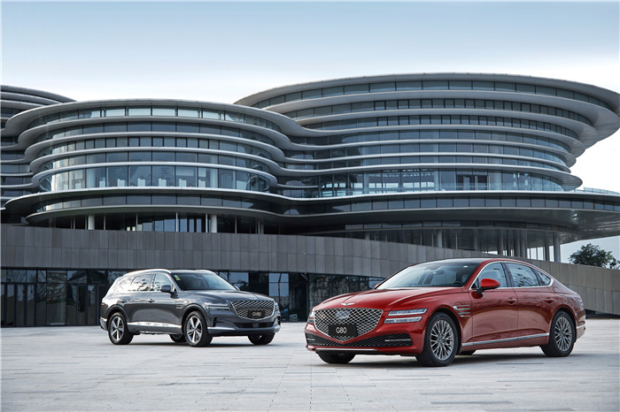 连续四年获得美国最佳豪华汽车品牌,这款车开起来究竟有什么不一样?