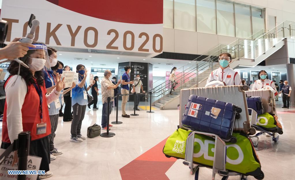 Members of the Chinese women's hockey team arrive at the Narita airport in Tokyo, Japan, July 18, 2021. (Xinhua/Li Yibo)