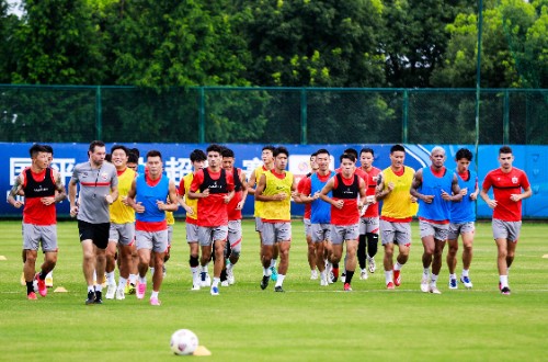 今日！中超战4场，上海滩双雄出战！国安VS津门虎，央视如此直播