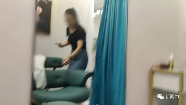 上海市中心又现街头拉客?PUA、打感情牌…不少女性中招!休闲区蓝鸢梦想 - Www.slyday.coM 上海市中心又现街头拉客?PUA、打感情牌…不少女性中招!休闲区蓝鸢梦想 - Www.slyday.coM