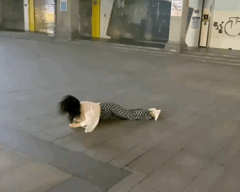 今年最恶心的热搜，没有之一