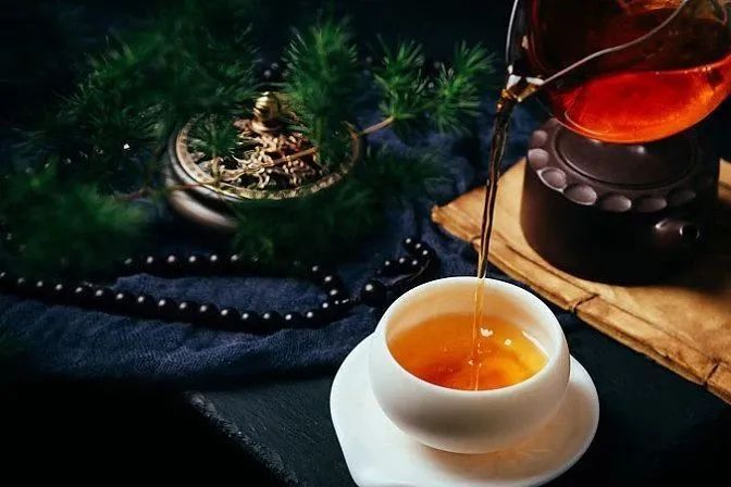 正文    06   悟茶:心悟,神悟,魂悟   一个人从心里爱上茶,开始全身心