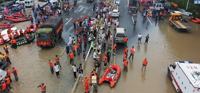 郑州地铁5号线,挡水墙被倒灌的雨水冲垮,这是一次深刻的教训休闲区蓝鸢梦想 - Www.slyday.coM 郑州地铁5号线,挡水墙被倒灌的雨水冲垮,这是一次深刻的教训休闲区蓝鸢梦想 - Www.slyday.coM