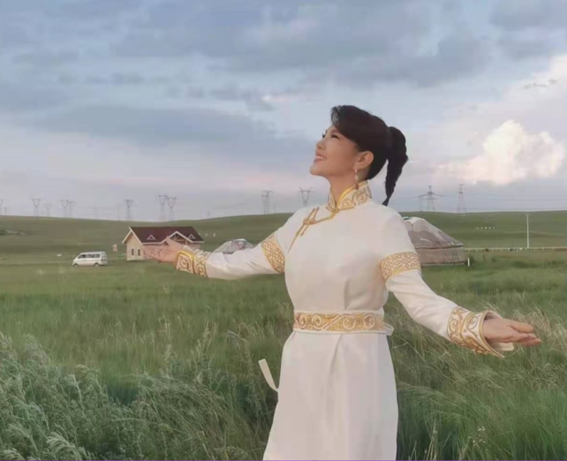 "蒙古之花"—乌兰图雅|蒙古|乌兰图雅|草原_新浪新闻