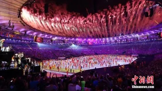 资料图:2016里约奥运会开幕式在里约热内卢马拉卡纳体育场举行.