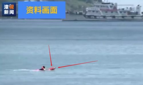 在河南这场暴雨中,给力的除了救命文档,还有一个“路由器”。休闲区蓝鸢梦想 - Www.slyday.coM 在河南这场暴雨中,给力的除了救命文档,还有一个“路由器”。休闲区蓝鸢梦想 - Www.slyday.coM