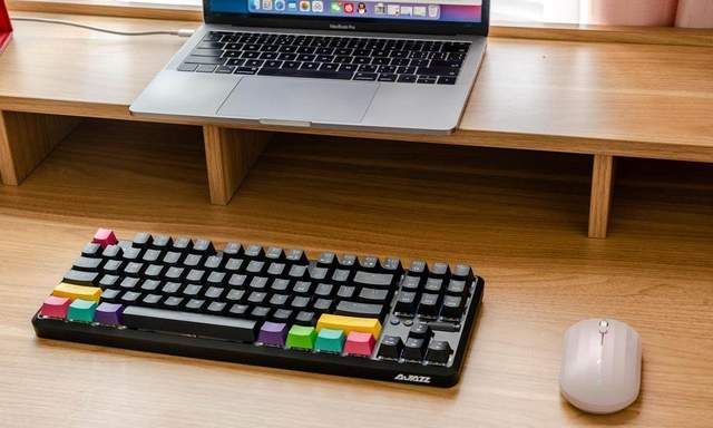 机械键盘什么轴适合办公 3412-2be70e13ac9ab1b39d0f4a137a0b40f8.jpg