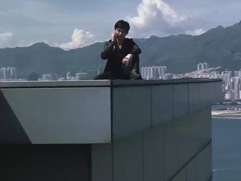 无间道:经典一幕,两大卧底天台见面