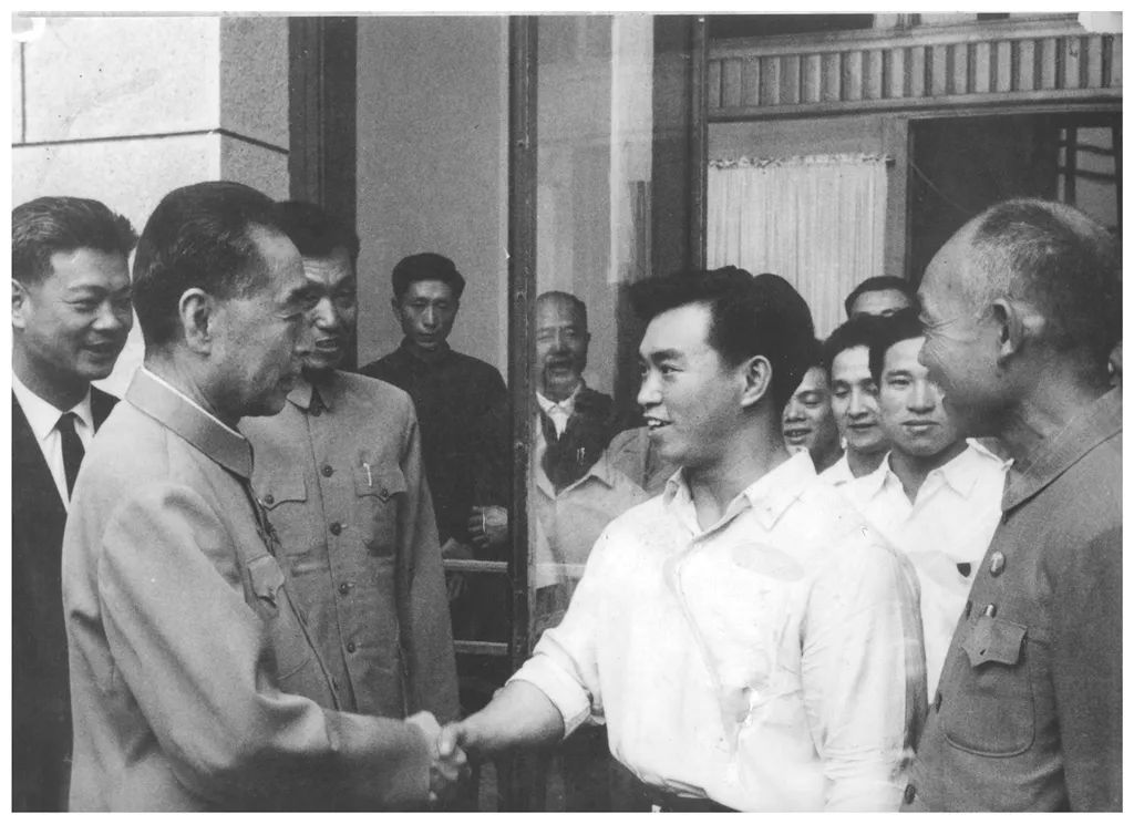 新中国成立后,他是第一个打破世界纪录的乐山人!休闲区蓝鸢梦想 - Www.slyday.coM 新中国成立后,他是第一个打破世界纪录的乐山人!休闲区蓝鸢梦想 - Www.slyday.coM