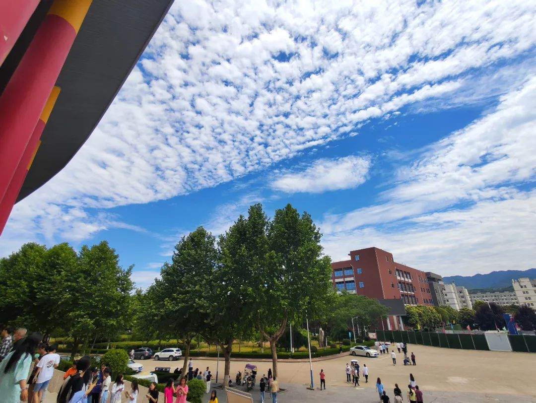 这里有一份7月28日宝鸡职业技术学院校园开放日的邀请