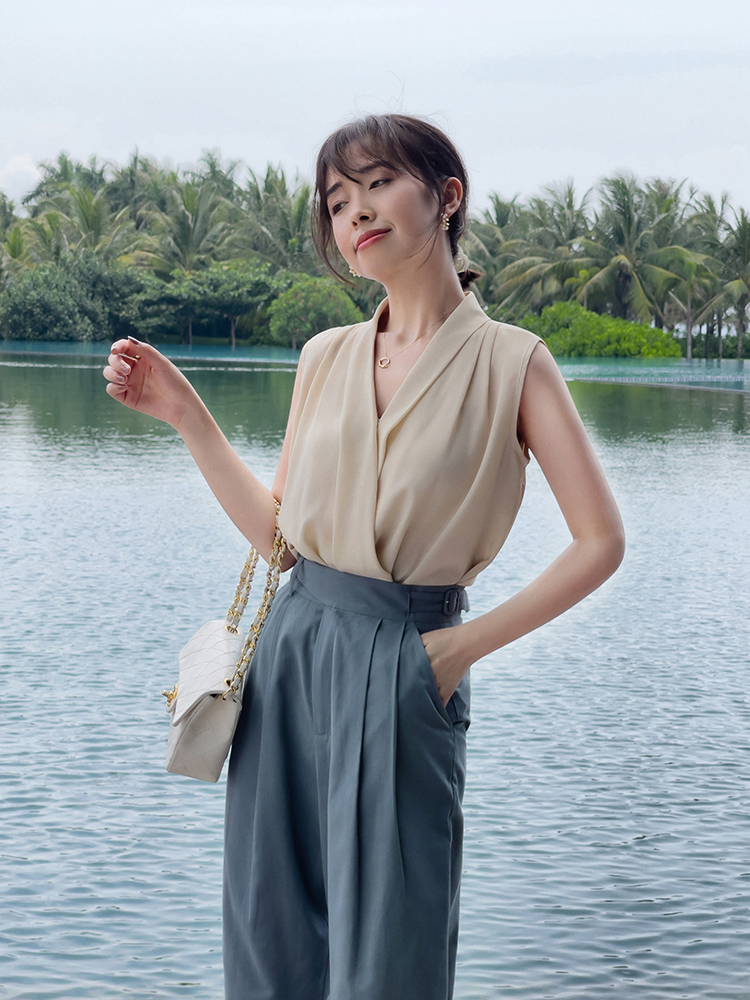 夏季怎么穿搭,衬衫搭配半身裙优雅大气,女神范十足 夏季怎么穿搭,衬衫搭配半身裙优雅大气,女神范十足