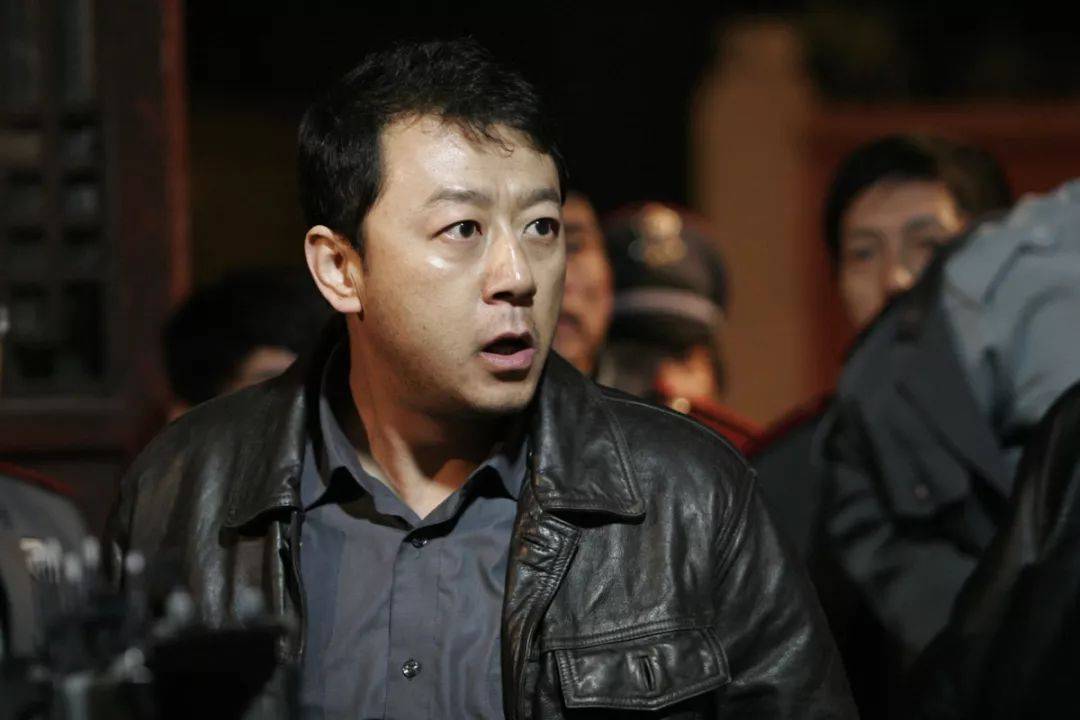 套用电影《疯狂的石头》里,保卫科长包世宏(郭涛)吼的一句重庆话:公共