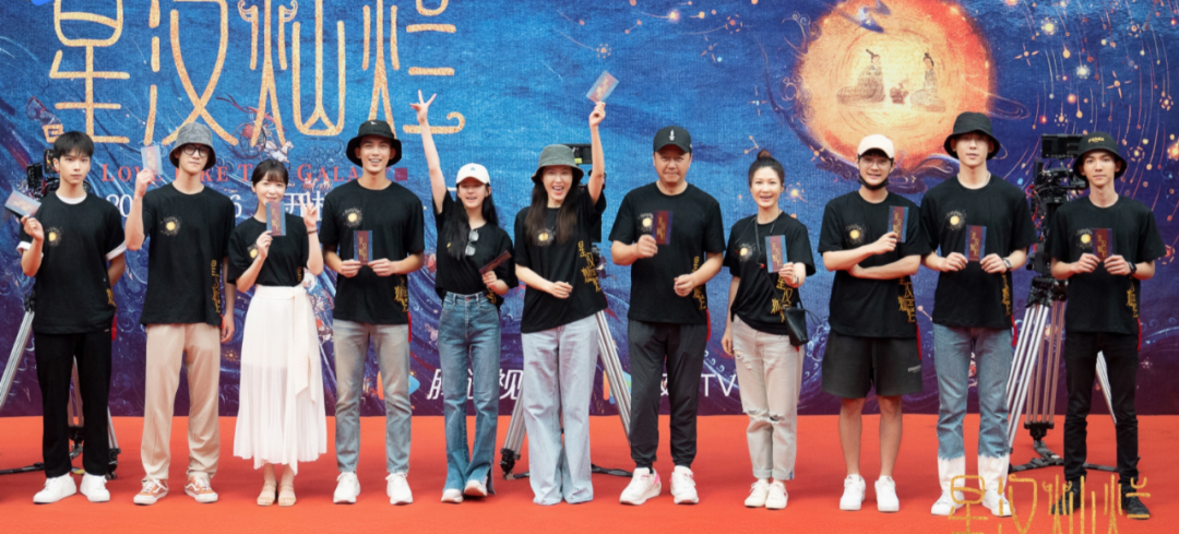 9岁星女郎出道拿金像奖，今却给赵露思做配，徐娇一手好牌打稀烂