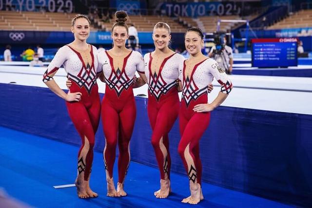 德国体操运动员通过穿全身套装,来对抗暴露和性感休闲区蓝鸢梦想 - Www.slyday.coM 德国体操运动员通过穿全身套装,来对抗暴露和性感休闲区蓝鸢梦想 - Www.slyday.coM