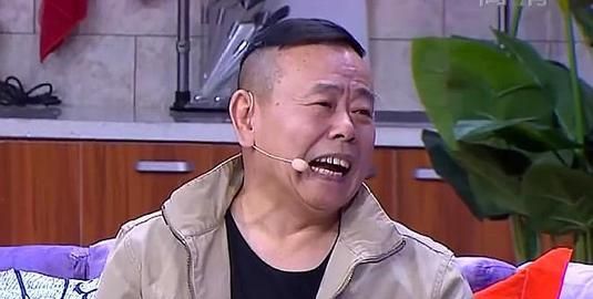 潘长江老搭档春晚上消失了实已去世蔡明姜昆痛哭流涕他是谁