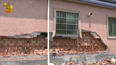 离奇!杭州一男子家中突然一声巨响!一看,房子裂了!却查不出原因休闲区蓝鸢梦想 - Www.slyday.coM 离奇!杭州一男子家中突然一声巨响!一看,房子裂了!却查不出原因休闲区蓝鸢梦想 - Www.slyday.coM