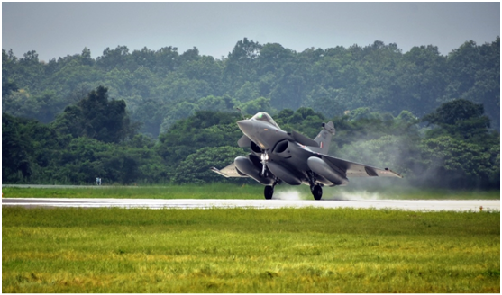 在靠近中印东部边境新部署8架“阵风”,印媒尬吹“以少胜多”对中国构成威慑休闲区蓝鸢梦想 - Www.slyday.coM 在靠近中印东部边境新部署8架“阵风”,印媒尬吹“以少胜多”对中国构成威慑休闲区蓝鸢梦想 - Www.slyday.coM