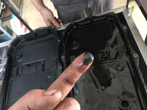 变速箱油多久更换一次？应该怎么换？