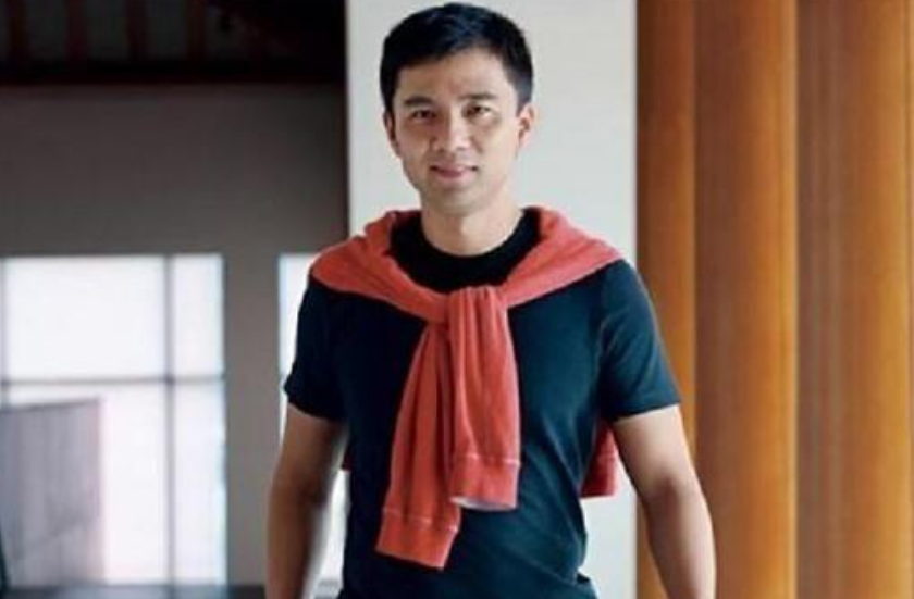 对于邵亦波本人来说,鲍佳欣也是一个十分合格的妻子,不仅贤惠顾家而且