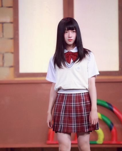 时代少年团女装有多美躲过马嘉祺逃过宋亚轩却被丁程鑫缠住