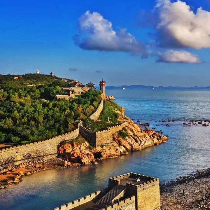 烟台的小伙伴们也莫要矜持,赶紧带上亲朋好友,半价即可畅游蓬莱阁!