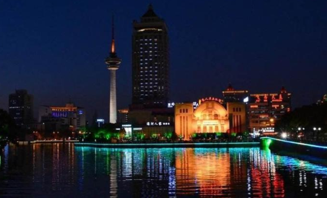 人均gdp发展_西半球唯一经济特区:建立不到8年,人均GDP却比深圳还高2倍多