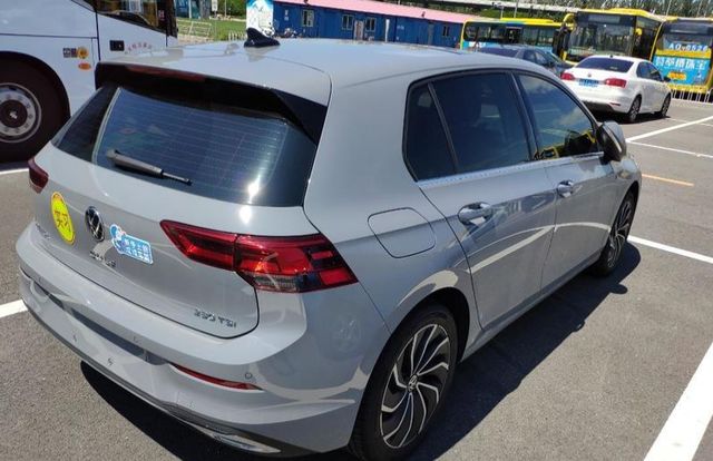 高尔夫280tsi豪华版,高尔夫280tsi 大众高尔夫试驾280tsidsgpro14t引擎能否满足家用需求