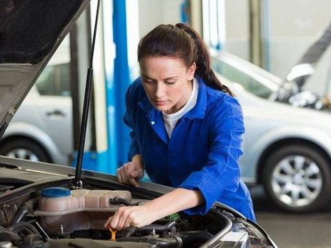 怎么判断发动机有积碳，发动机积碳多的症状有哪些
