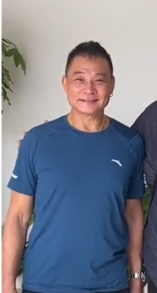 万梓良被曝再拍《古惑仔》，频和香港艺人聚会，满脸皱纹显老态