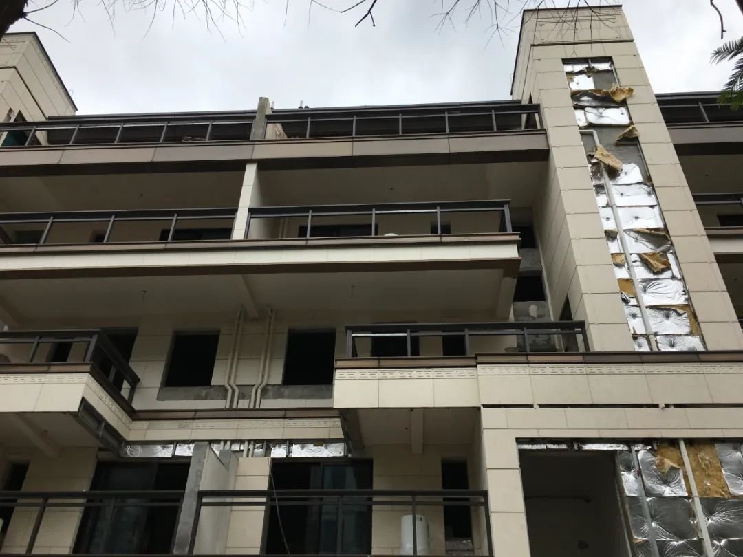 精装变毛坯、停工半年多!苏州泰禾业主苦不堪言休闲区蓝鸢梦想 - Www.slyday.coM 精装变毛坯、停工半年多!苏州泰禾业主苦不堪言休闲区蓝鸢梦想 - Www.slyday.coM