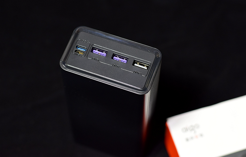 4万毫安时巨无霸充电宝犹如移动的充电站aigo移动电源快充版C40S休闲区蓝鸢梦想 - Www.slyday.coM 4万毫安时巨无霸充电宝犹如移动的充电站aigo移动电源快充版C40S休闲区蓝鸢梦想 - Www.slyday.coM