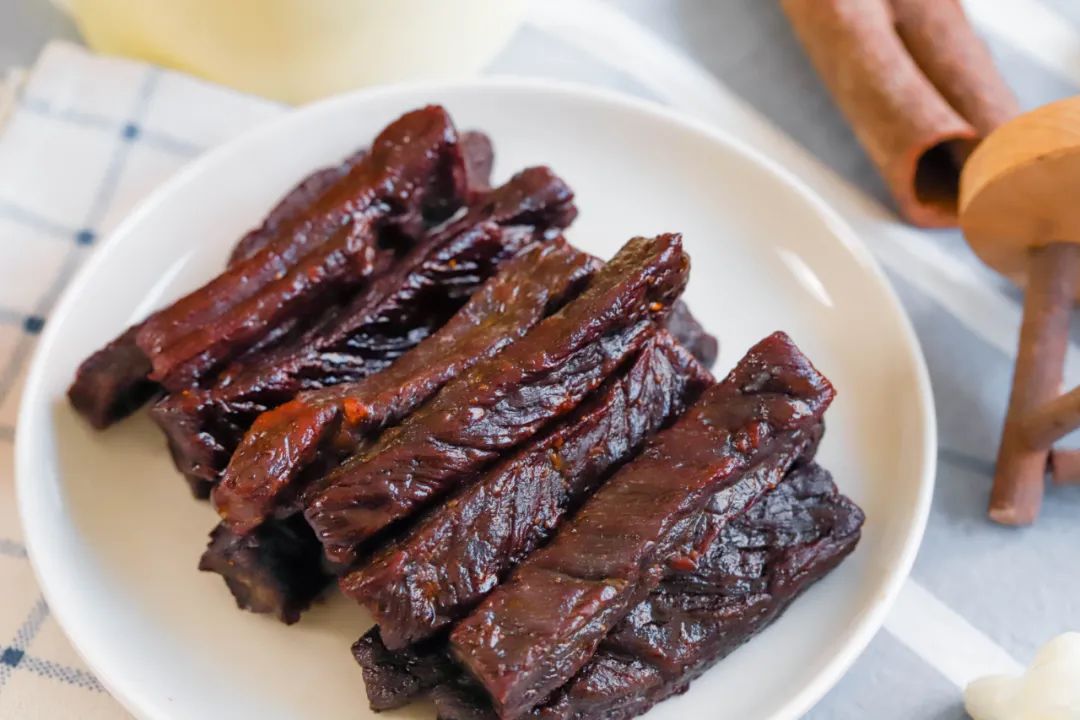 吃惊,没有一头牛能活着离开内蒙古休闲区蓝鸢梦想 - Www.slyday.coM 吃惊,没有一头牛能活着离开内蒙古休闲区蓝鸢梦想 - Www.slyday.coM