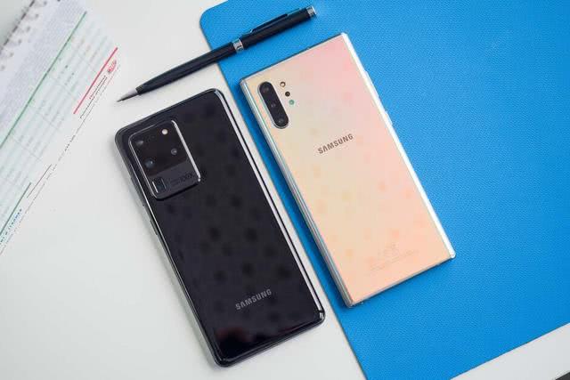 三星note22 ultra 2亿像素ip68级防尘防水超曲面屏设计