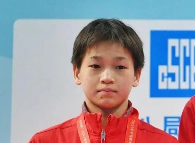 14岁奥运冠军全红婵：喜欢打游戏吃辣条,练跳水为赚钱给妈妈治病