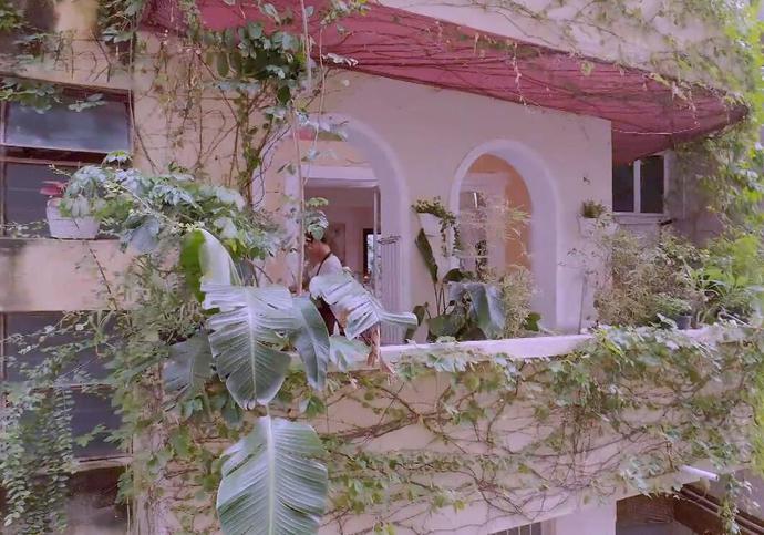 求求导演们来一趟凡间吧,国产剧尽是卡里只剩100万的“穷人”了休闲区蓝鸢梦想 - Www.slyday.coM 求求导演们来一趟凡间吧,国产剧尽是卡里只剩100万的“穷人”了休闲区蓝鸢梦想 - Www.slyday.coM