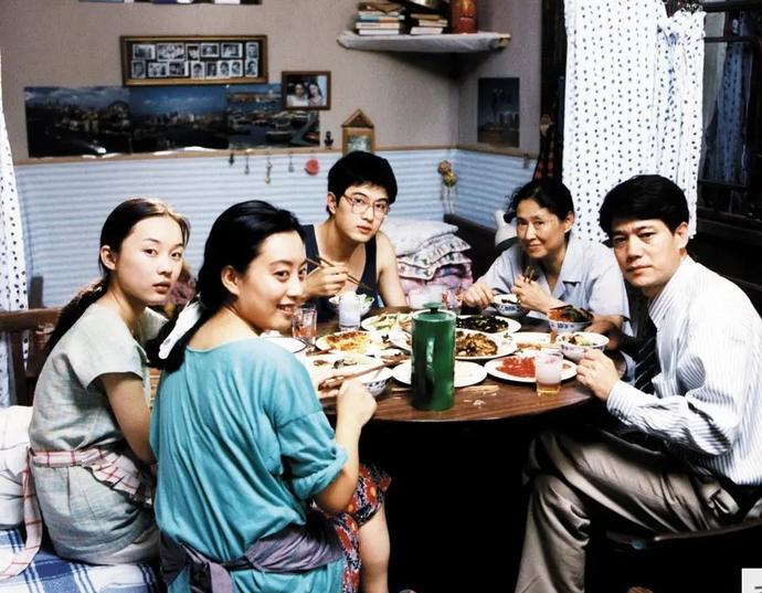 求求导演们来一趟凡间吧,国产剧尽是卡里只剩100万的“穷人”了休闲区蓝鸢梦想 - Www.slyday.coM 求求导演们来一趟凡间吧,国产剧尽是卡里只剩100万的“穷人”了休闲区蓝鸢梦想 - Www.slyday.coM