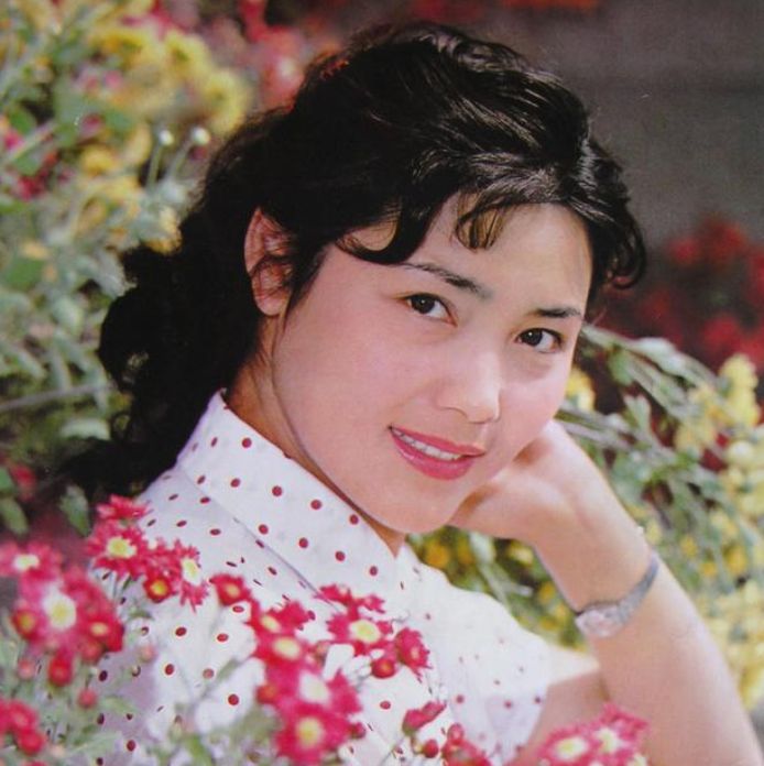1984年,30岁姜黎黎曾被错诊为恶性肿瘤,27岁丈夫一夜白头