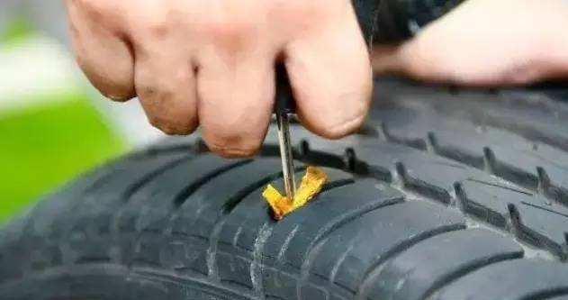 汽车补胎一定要用蘑菇钉？内行人：关键时候不一定选贵的