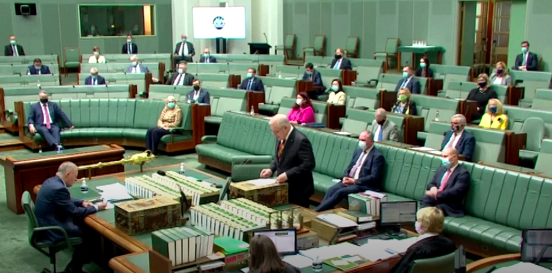 澳大利亚总理斯科特·莫里森在议会宣布拨款 图源：视频截图
