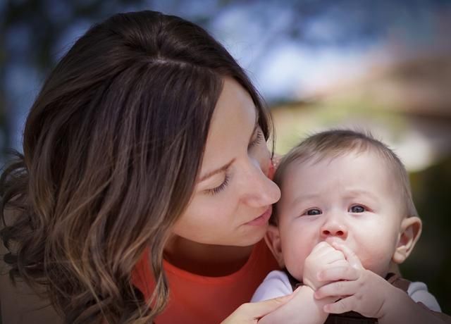 用了无数方法,宝宝为什么还是睡不了整夜觉?休闲区蓝鸢梦想 - Www.slyday.coM 用了无数方法,宝宝为什么还是睡不了整夜觉?休闲区蓝鸢梦想 - Www.slyday.coM