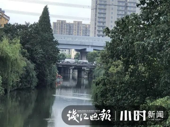 今天杭州一对双胞胎落水,弟弟被救起,哥哥不幸身亡!家属心碎:才20多岁休闲区蓝鸢梦想 - Www.slyday.coM 今天杭州一对双胞胎落水,弟弟被救起,哥哥不幸身亡!家属心碎:才20多岁休闲区蓝鸢梦想 - Www.slyday.coM