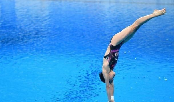 全红婵年仅14岁,勇夺10米跳水冠军,一战成名的她坦言成功靠多练休闲区蓝鸢梦想 - Www.slyday.coM 全红婵年仅14岁,勇夺10米跳水冠军,一战成名的她坦言成功靠多练休闲区蓝鸢梦想 - Www.slyday.coM