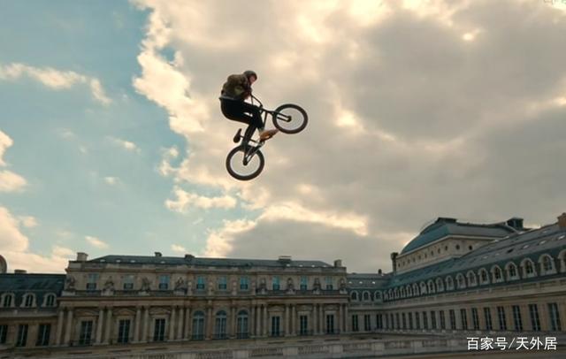 东京奥运会闭幕的大亮点当属巴黎八分钟,不是录制而是实时的休闲区蓝鸢梦想 - Www.slyday.coM 东京奥运会闭幕的大亮点当属巴黎八分钟,不是录制而是实时的休闲区蓝鸢梦想 - Www.slyday.coM