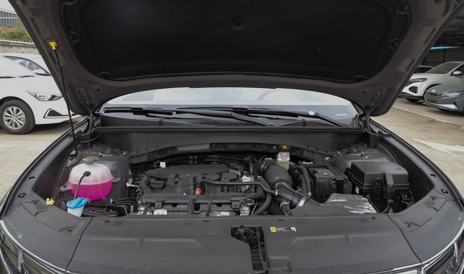 红海市场的棋逢对手 第五代途胜L与途岳哪个更值得买?