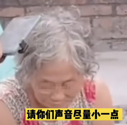 全红婵夺冠后,无数网红冲进她家开直播...今天终于被封杀了休闲区蓝鸢梦想 - Www.slyday.coM 全红婵夺冠后,无数网红冲进她家开直播...今天终于被封杀了休闲区蓝鸢梦想 - Www.slyday.coM