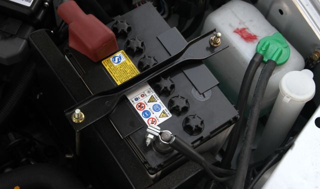 汽车电瓶怎么维护?不要不把它当回事,做好这3点很重要