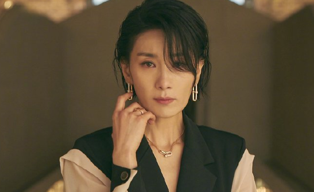 韩国独一份的帅气女演员,被誉为国民扳手,金瑞亨到底有什么魅力