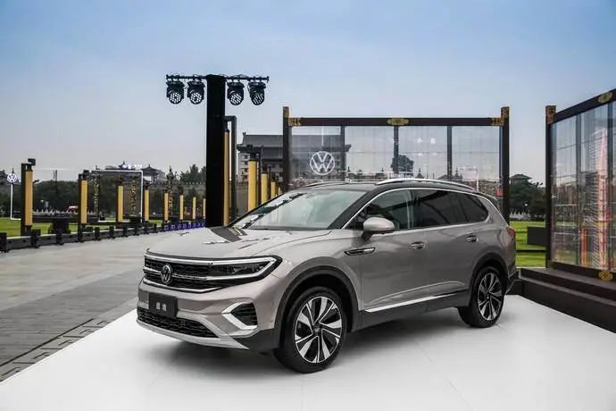 29.99万起,车长超5米1,汉兰达都怕的合资V6旗舰竟被吐槽太贵?真相竟然是...休闲区蓝鸢梦想 - Www.slyday.coM 29.99万起,车长超5米1,汉兰达都怕的合资V6旗舰竟被吐槽太贵?真相竟然是...休闲区蓝鸢梦想 - Www.slyday.coM