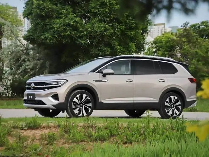 29.99万起,车长超5米1,汉兰达都怕的合资V6旗舰竟被吐槽太贵?真相竟然是...休闲区蓝鸢梦想 - Www.slyday.coM 29.99万起,车长超5米1,汉兰达都怕的合资V6旗舰竟被吐槽太贵?真相竟然是...休闲区蓝鸢梦想 - Www.slyday.coM